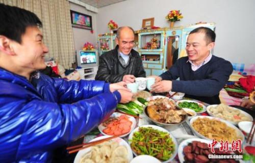 "Data Map: Citizens enjoy a sumptuous meal with their families at home. <a
