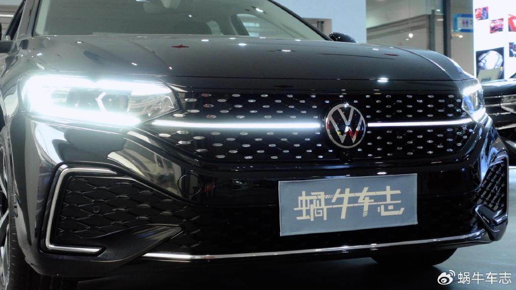 Last year, nearly 200,000 units were sold! 24 Passat configurations were attractive, and the landing 200,000 won the 380TSI version