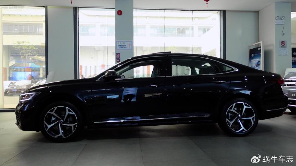 Last year, nearly 200,000 units were sold! 24 Passat configurations were attractive, and the landing 200,000 won the 380TSI version