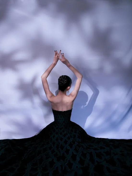 Cr: Weibo @ Elaine Zhong